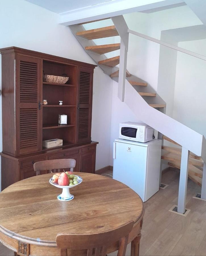 La Pause Sous Le Pin B&B Chambres D'Hotes กาเปสตอง ภายนอก รูปภาพ