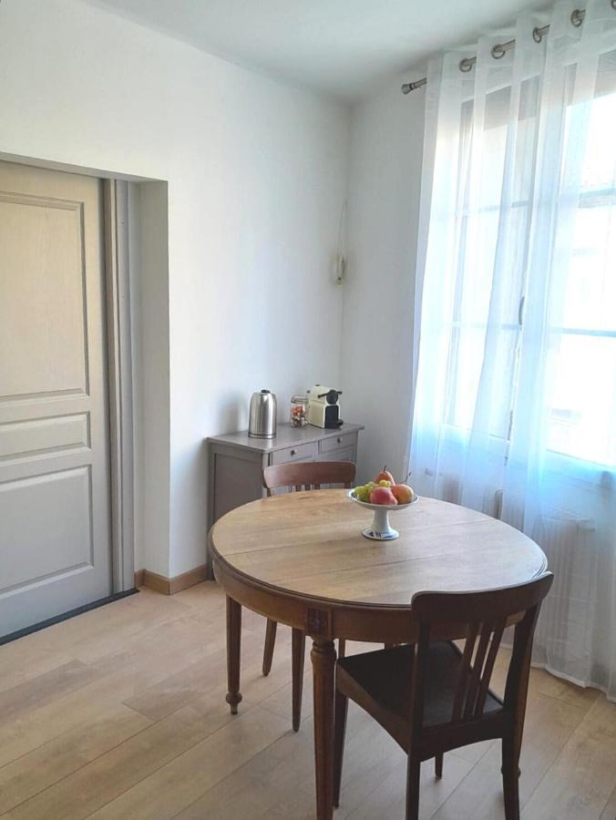 La Pause Sous Le Pin B&B Chambres D'Hotes กาเปสตอง ภายนอก รูปภาพ