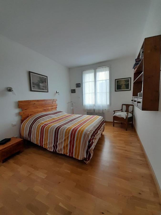 La Pause Sous Le Pin B&B Chambres D'Hotes กาเปสตอง ภายนอก รูปภาพ