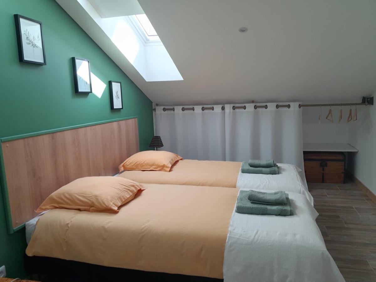 La Pause Sous Le Pin B&B Chambres D'Hotes กาเปสตอง ภายนอก รูปภาพ