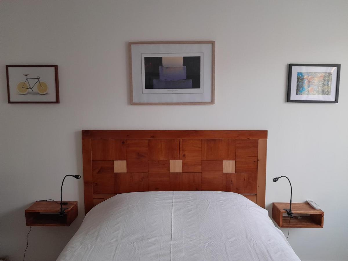 La Pause Sous Le Pin B&B Chambres D'Hotes กาเปสตอง ภายนอก รูปภาพ