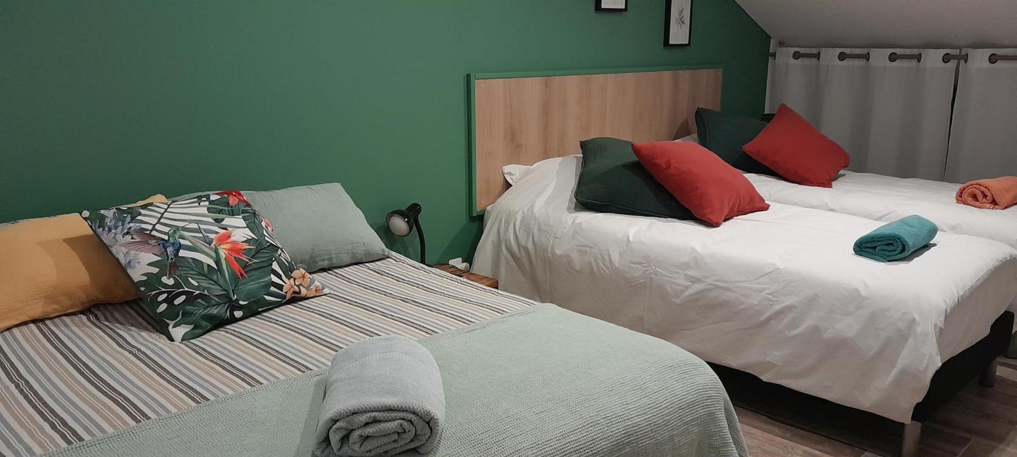 La Pause Sous Le Pin B&B Chambres D'Hotes กาเปสตอง ภายนอก รูปภาพ